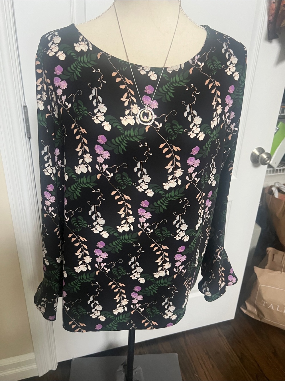 Ann Taylor Black and Floral Print Bell-Sleeve Scoop Neck Blouse Black & Pink